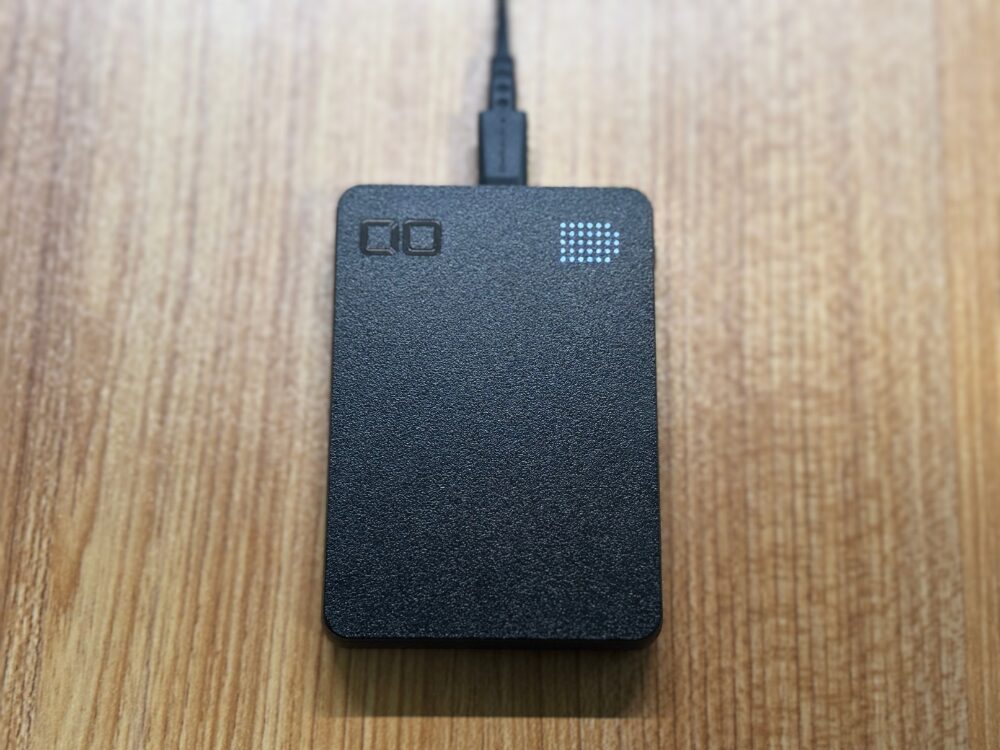 CIO SMARTCOBY Pro SLIM　充電　画像