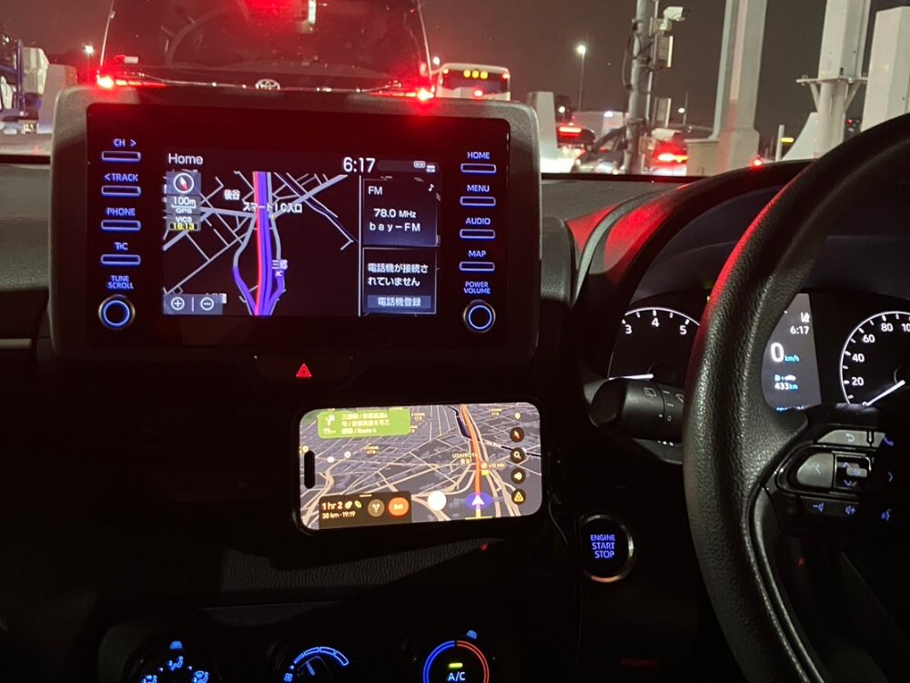 UGREEN MagSafe車載ホルダー　使用中　画像