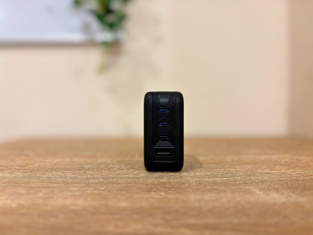 MATECH Sonicharge 100W Pro X ポート 画像