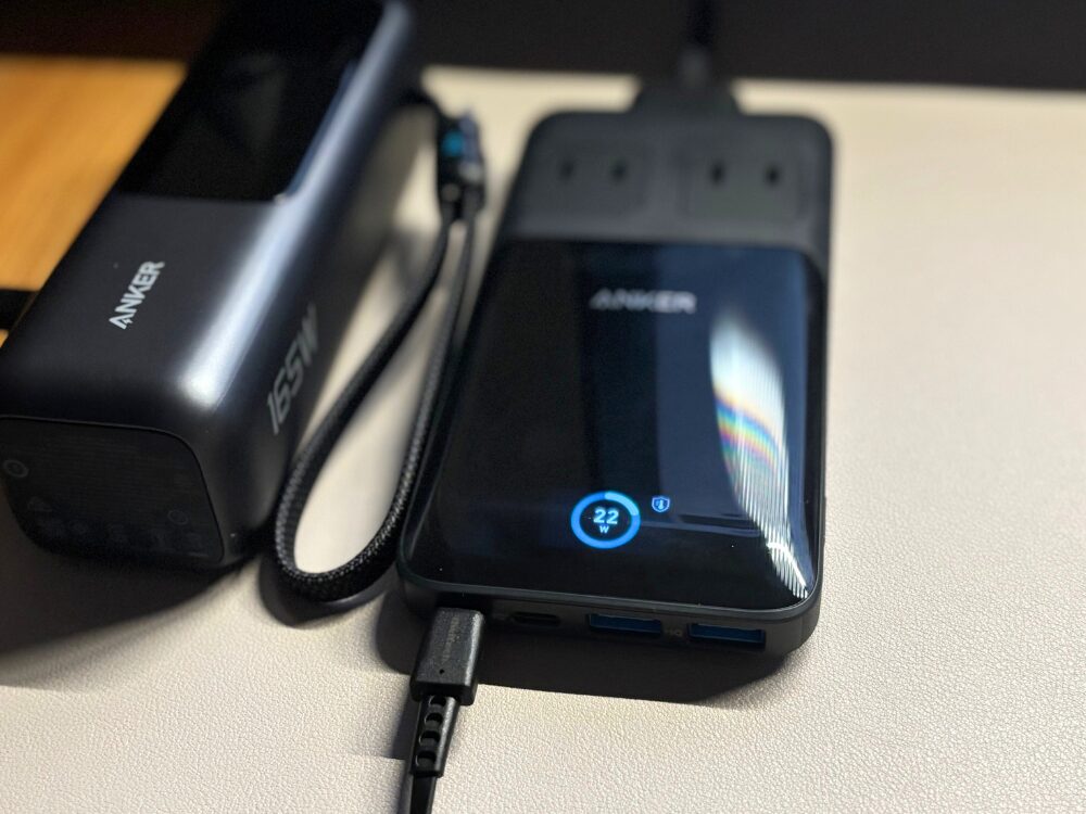 Anker Prime Charging Station 140W　充電中　画像