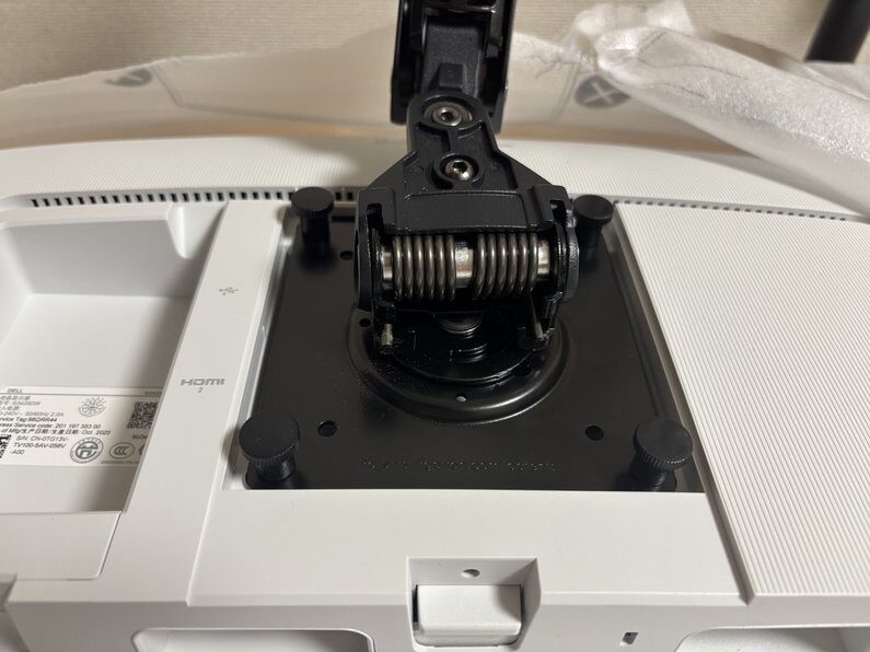 エルゴトロン LX　VESA規格　画像