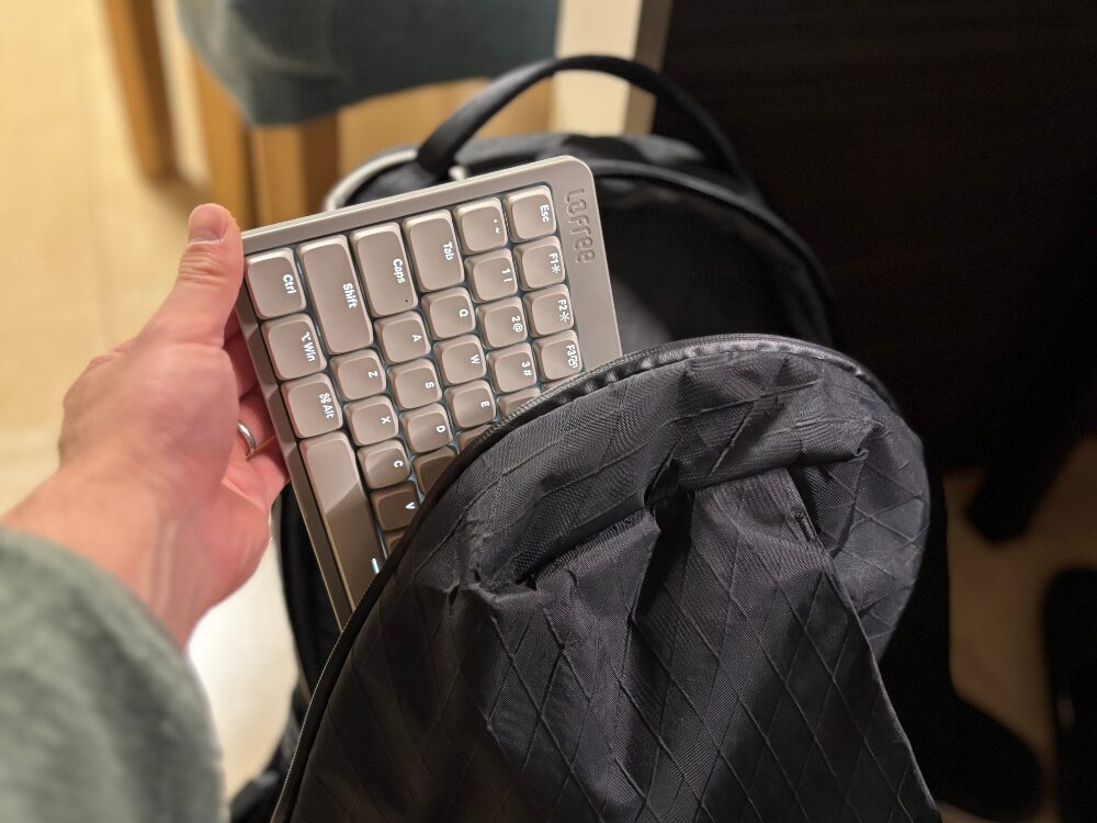 Lofree flow Lite 84　カバン　画像