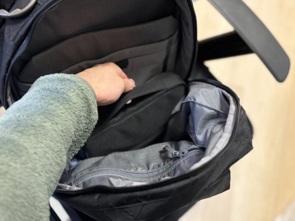 コクヨ　ハコビズ　リュック　収納　画像