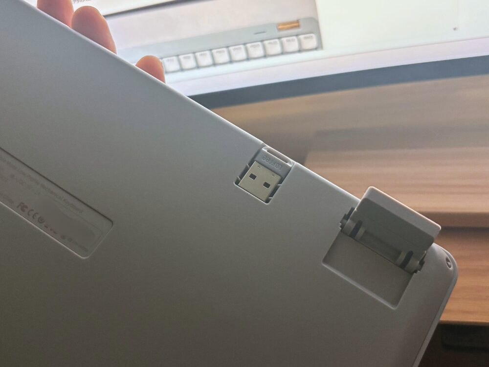 Lofree flow Lite 84　背面　画像