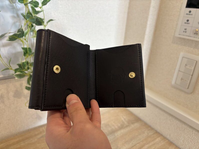 HATCHBACK　カード収納