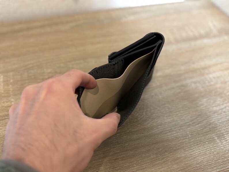 HATCHBACK　お札入れ